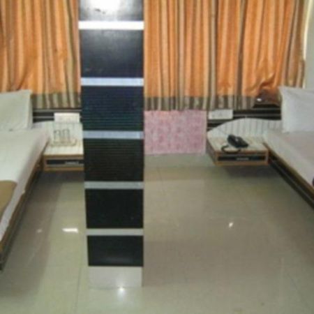 Angan Residency 호텔 아흐메다바드 외부 사진